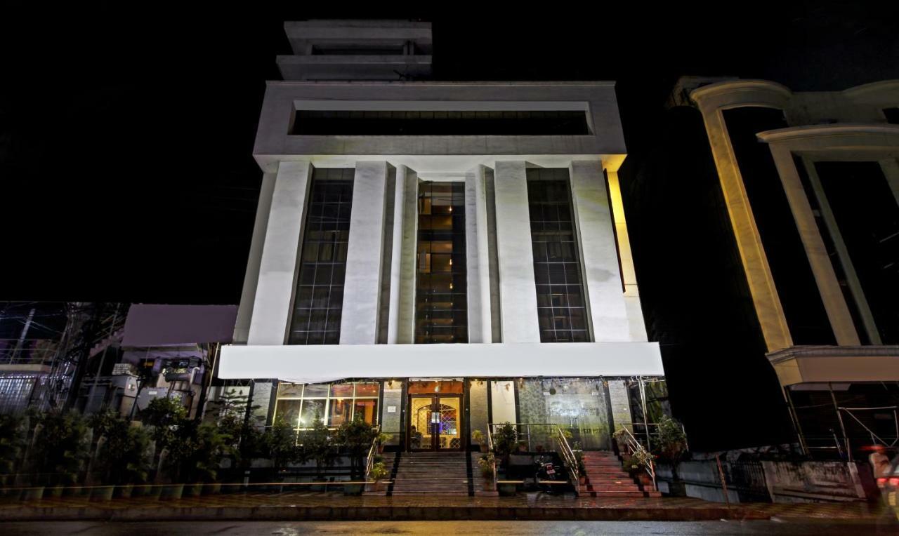 Hotel Saaket Residency Visakhapatnam Exterior photo